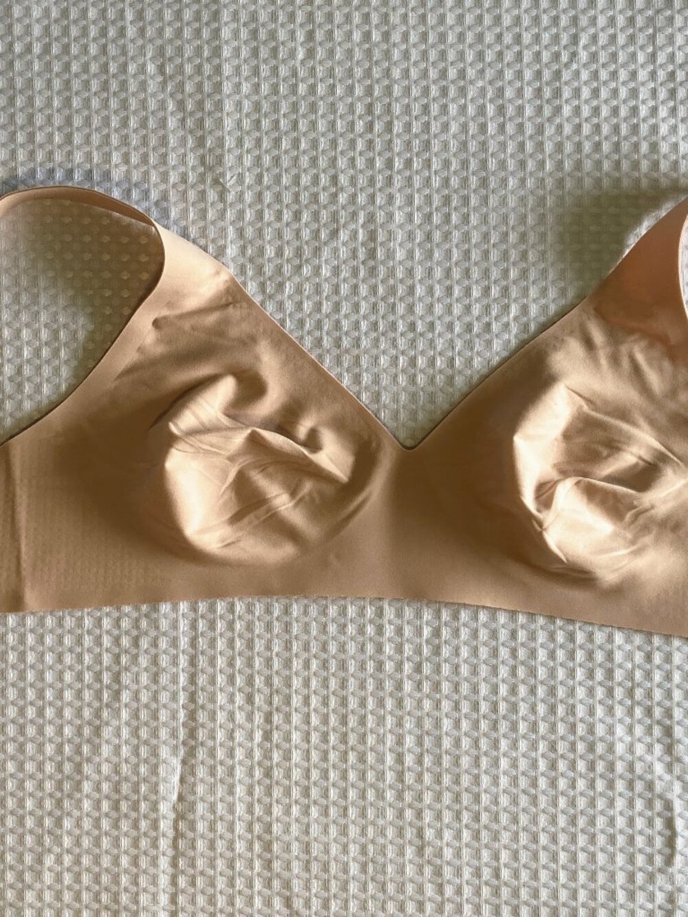 Bombas bra, NWOT seamless bra, light nude, size M